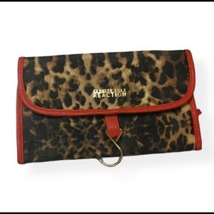 Kenneth Cole Reaction Leopard Makeup Travel Bag